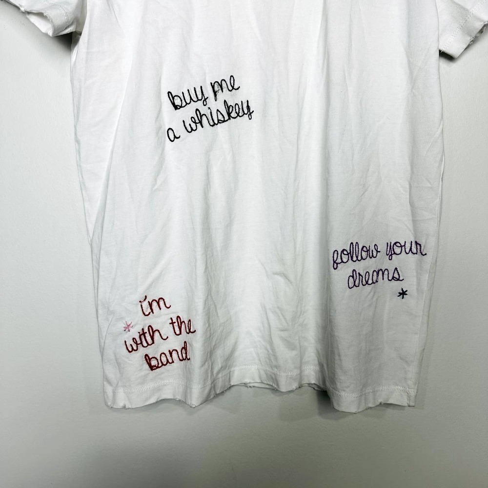 Chaser NWT Crew Neck Short Sleveless Embroidered Chatty Tee Shirt White Medium - Picture 7 of 9
